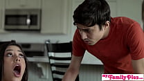 Xxlayna Marie Begs Stepbro, “Please! I need your dick, you can’t leave me like this!” -S21:E5