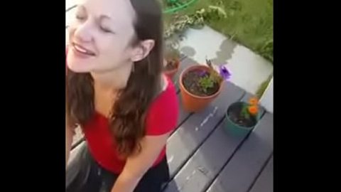 Brunette Cute Girl Piss and Facial in 9m Clip