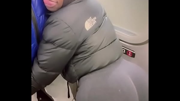 NASTY STEPSISTER SUCKS CUM FROM STEPBRO’S HARD 11inch BBC IN PUBLIC